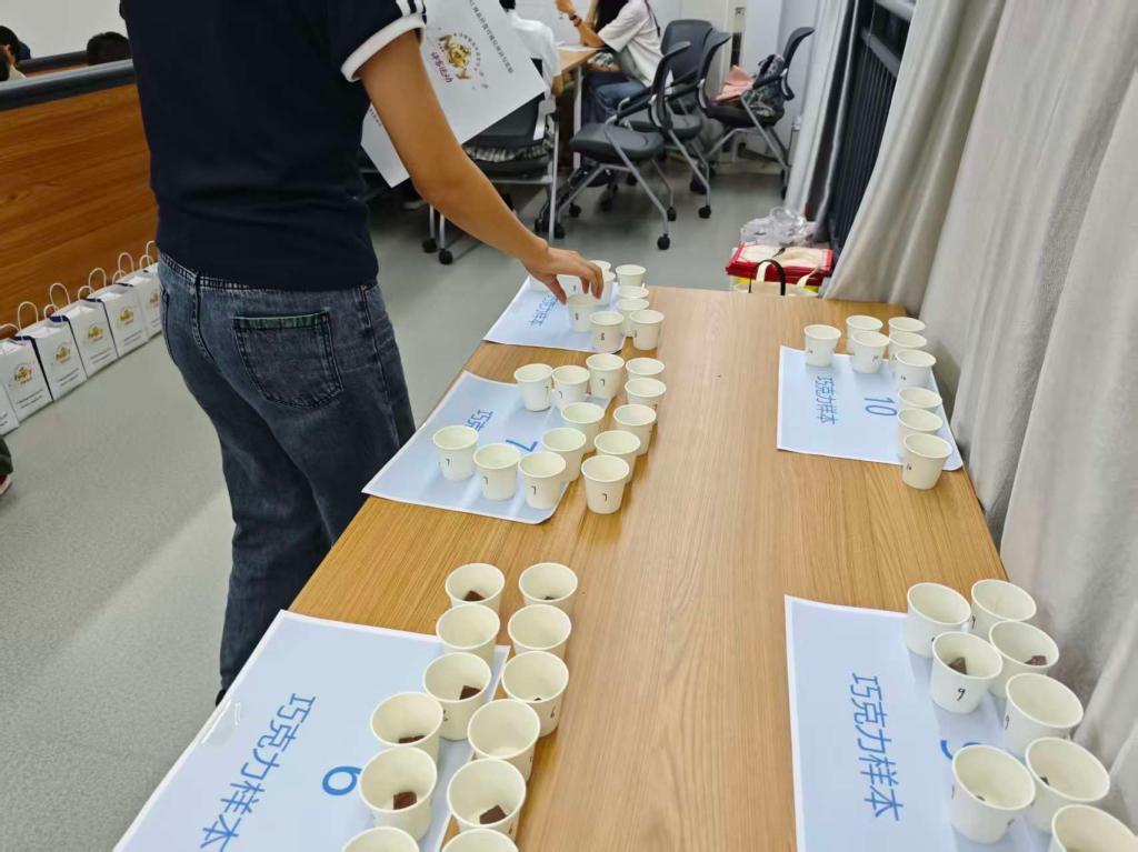 7597eb7edff025537de6291ef5813dbe